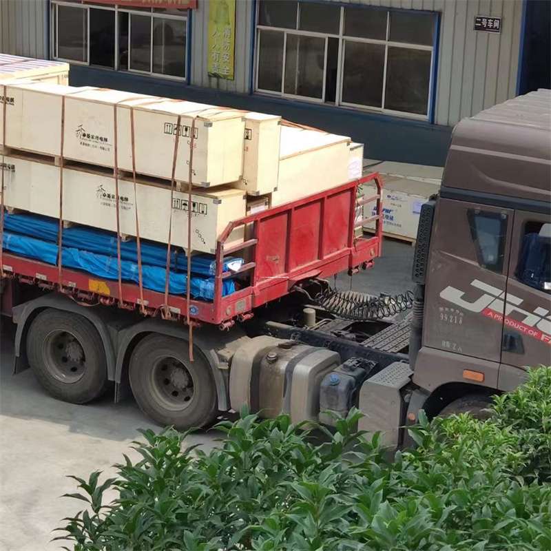 河南南阳新野县至新疆阿勒泰福海县物流专线，一站式服务，让您的货物畅行无忧